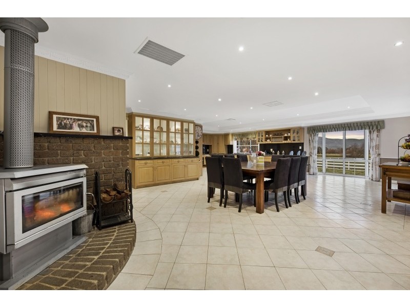 71 Hamilton Road, New Gisborne VIC 3438