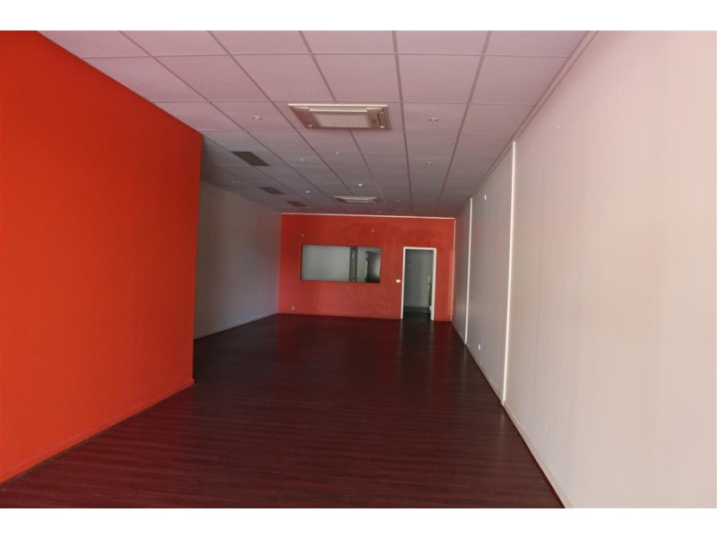 4/50 Aitken St, Gisborne VIC 3437