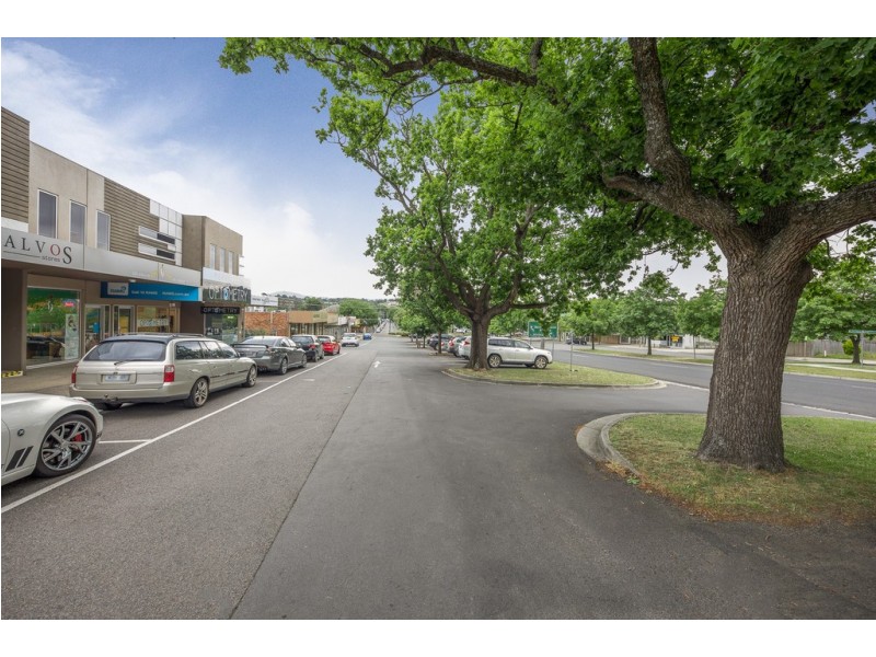 8/50 Aitken St, Gisborne VIC 3437