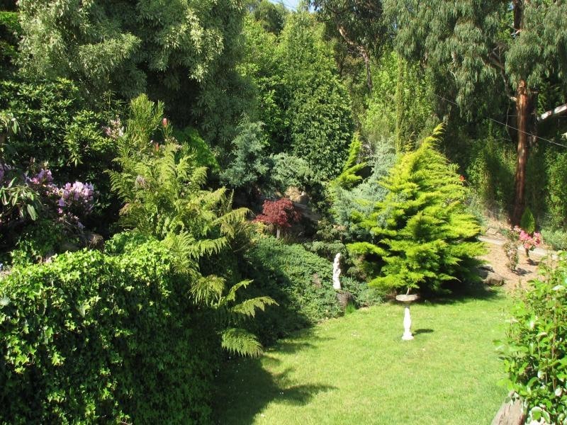 25 Ryans Parade, Mount Macedon VIC 3441