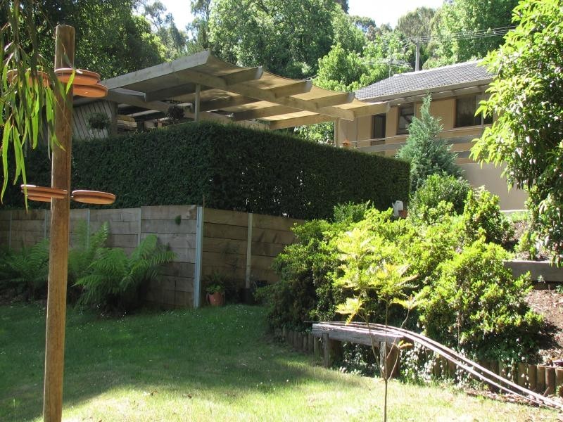 25 Ryans Parade, Mount Macedon VIC 3441