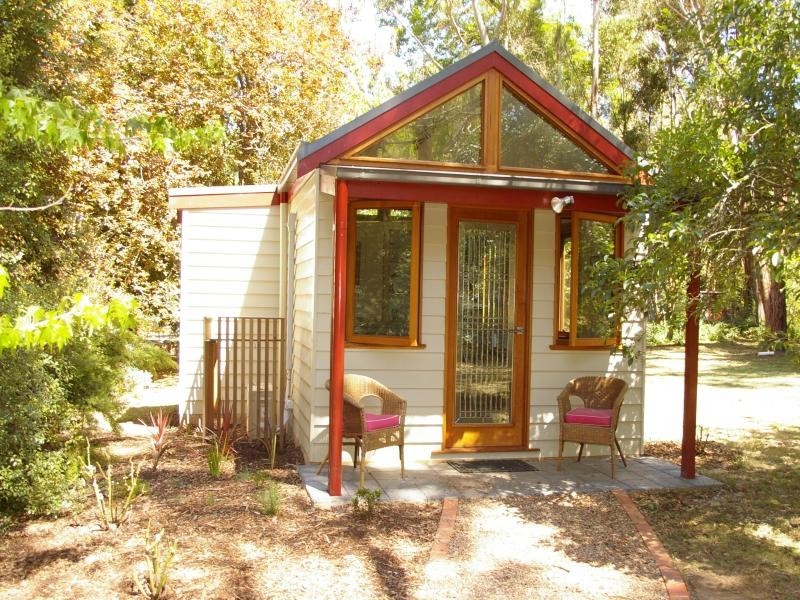 2 Ferrier St, Mount Macedon VIC 3441