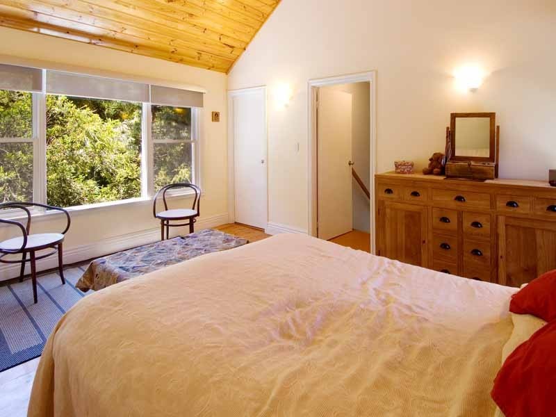 2 Ferrier St, Mount Macedon VIC 3441