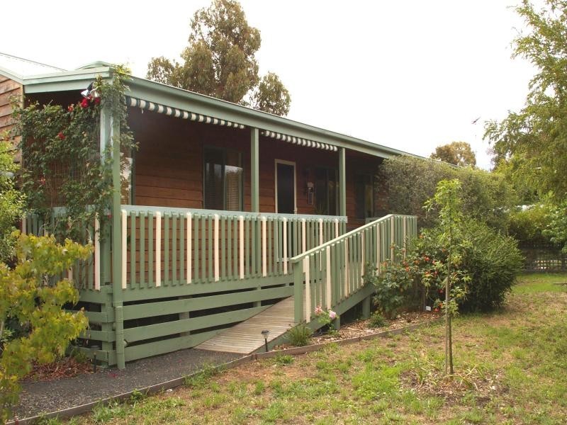 50 Mahoneys Rd, Riddells Creek VIC 3431