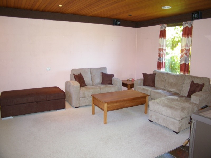 4 Sansom St, Gisborne VIC 3437