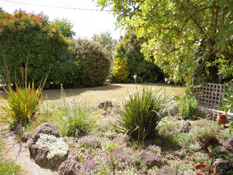 1  Thom St, New Gisborne VIC 3438