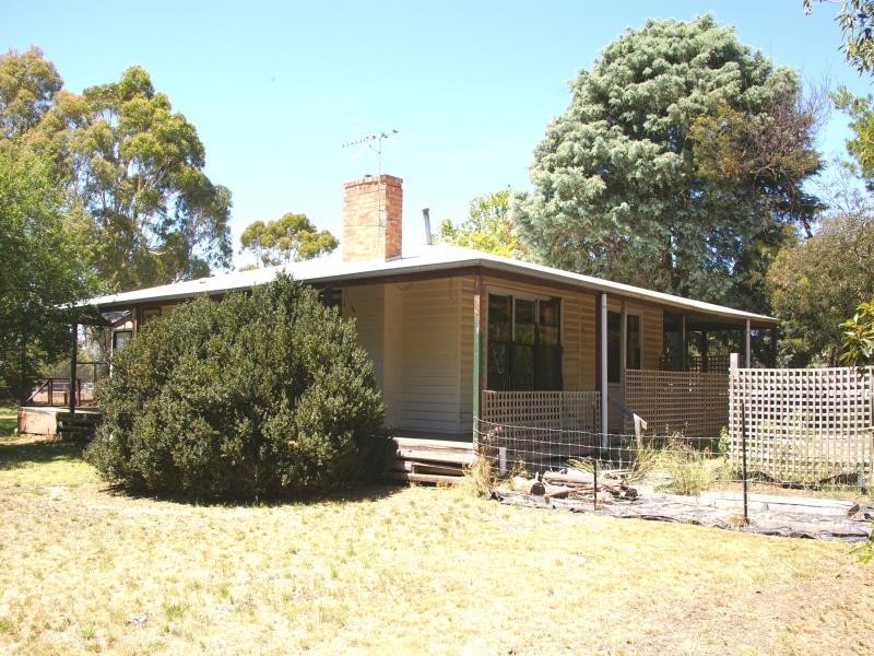 233 Gisborne Melton Rd, Gisborne VIC 3437