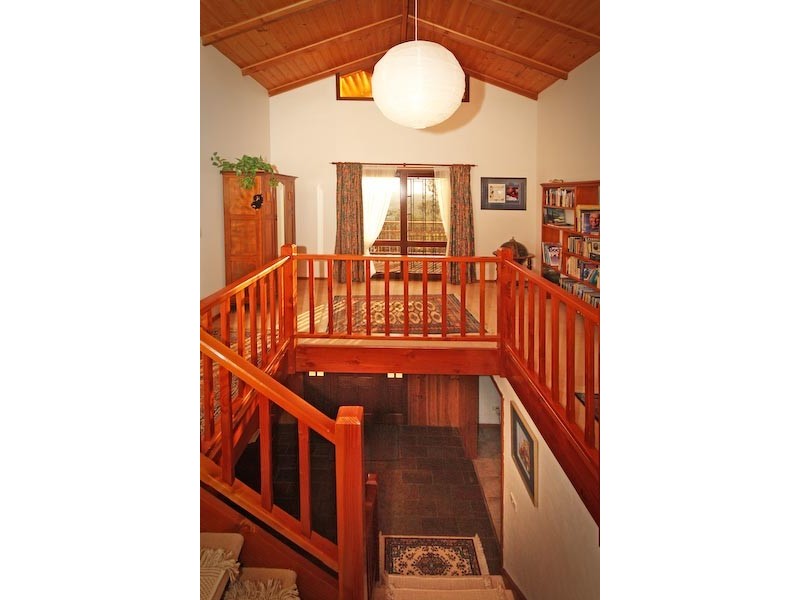 123 Mt. Robertson Rd, Gisborne VIC 3437