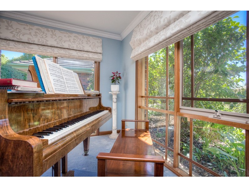 42 Skyline Drive, Gisborne VIC 3437