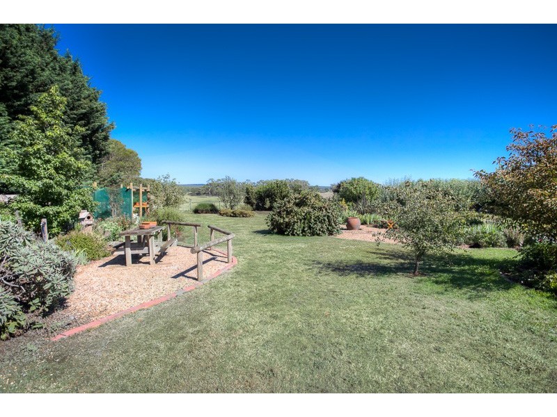 42 Skyline Drive, Gisborne VIC 3437