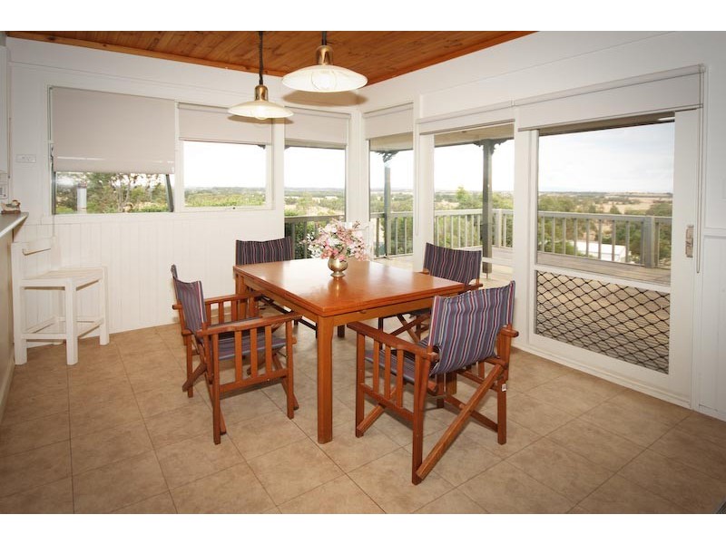 114 Mt. Charlie Rd, Riddells Creek VIC 3431