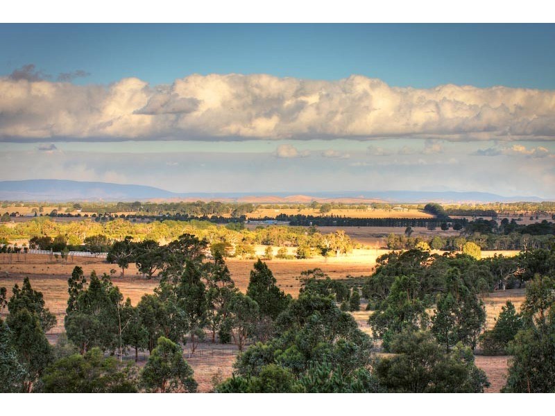 114 Mt. Charlie Rd, Riddells Creek VIC 3431