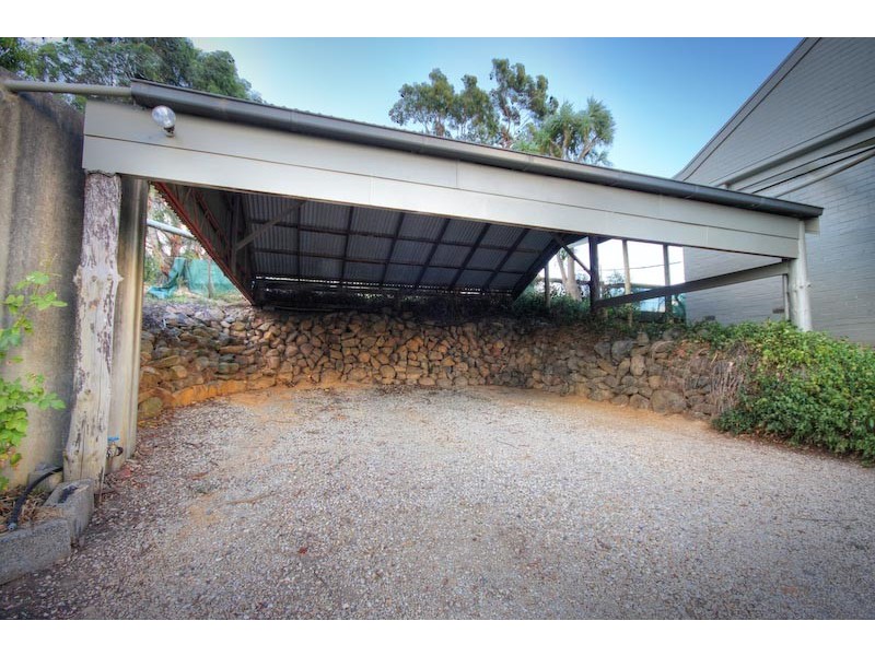 114 Mt. Charlie Rd, Riddells Creek VIC 3431