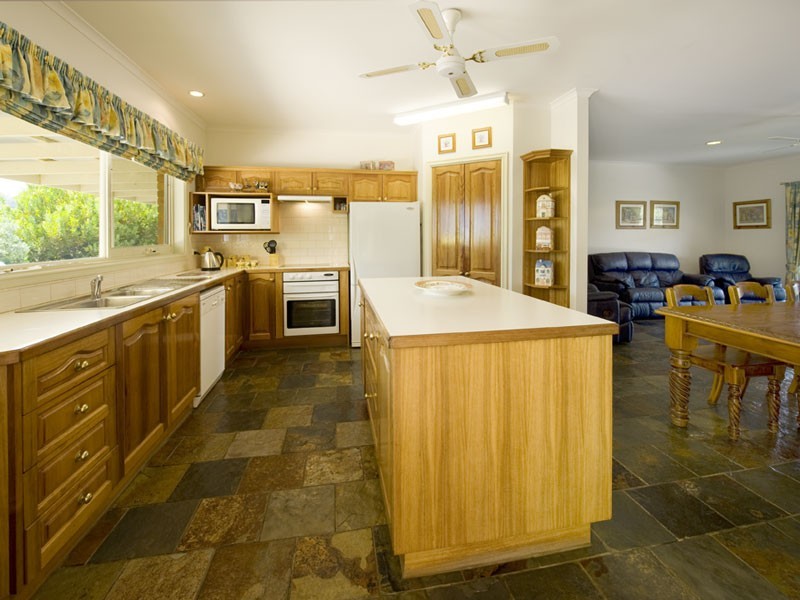 142 Gyro Close, Riddells Creek VIC 3431