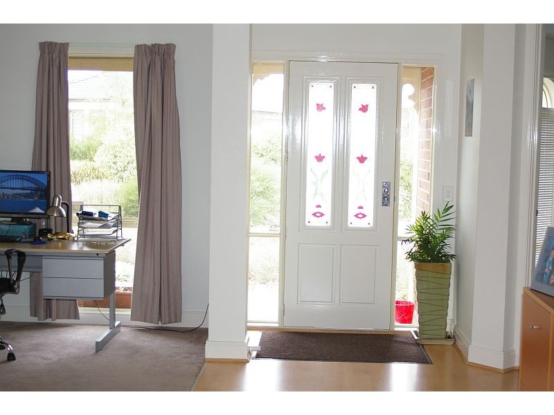 13 Doriemus Crt, Gisborne VIC 3437