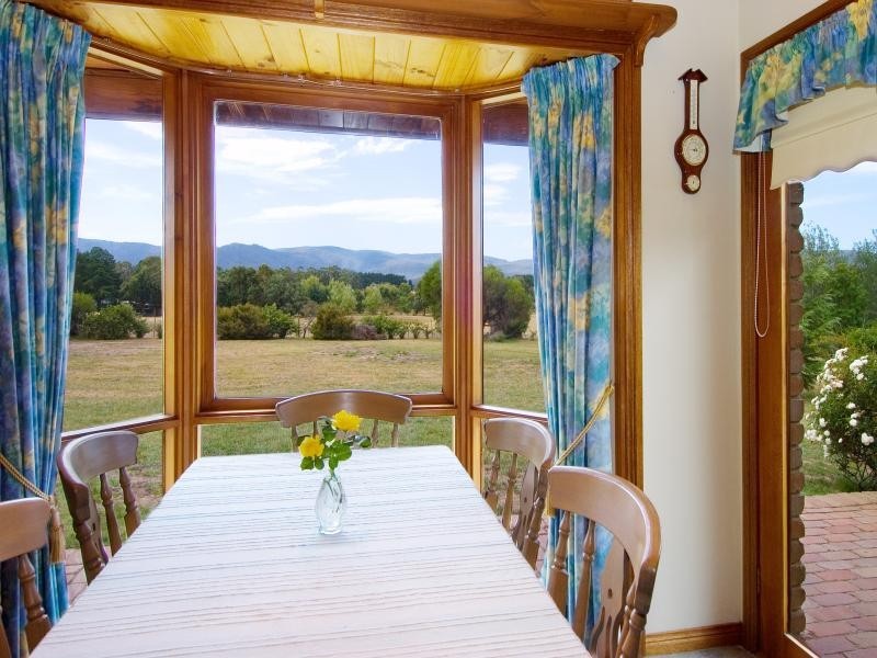 30 Kemp Rd, Gisborne VIC 3437