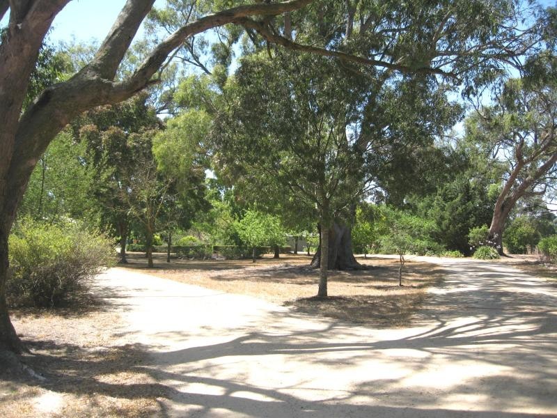 30 Kemp Rd, Gisborne VIC 3437