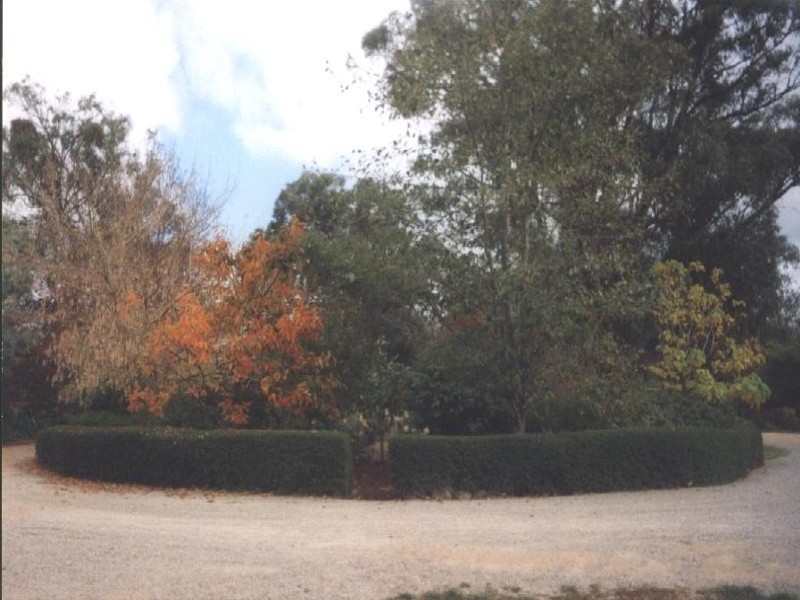 30 Kemp Rd, Gisborne VIC 3437