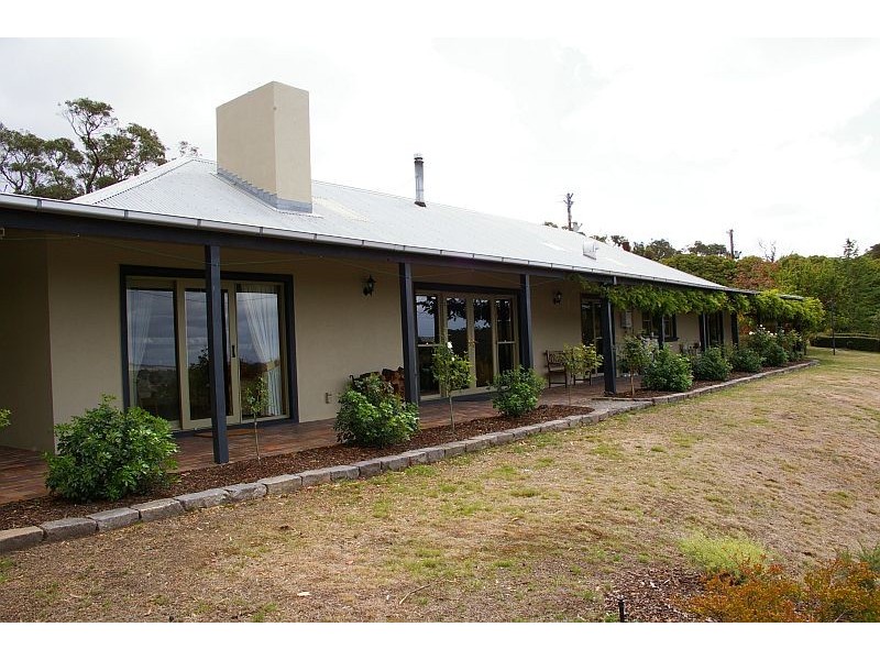 133 BENSON ROAD, Gisborne South VIC 3437