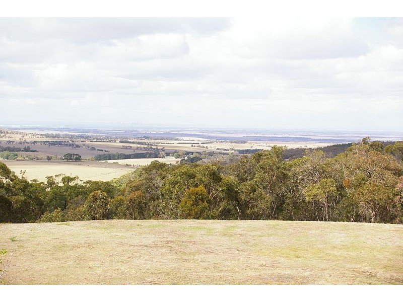 133 BENSON ROAD, Gisborne South VIC 3437