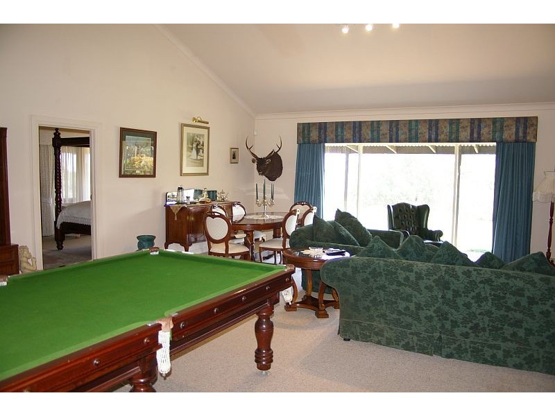 152  BENSON ROAD, Gisborne South VIC 3437