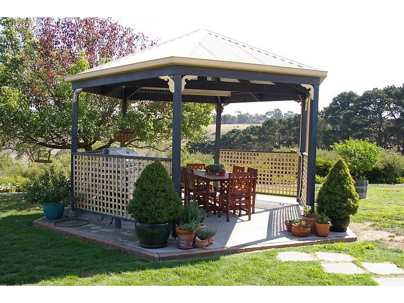 152  BENSON ROAD, Gisborne South VIC 3437