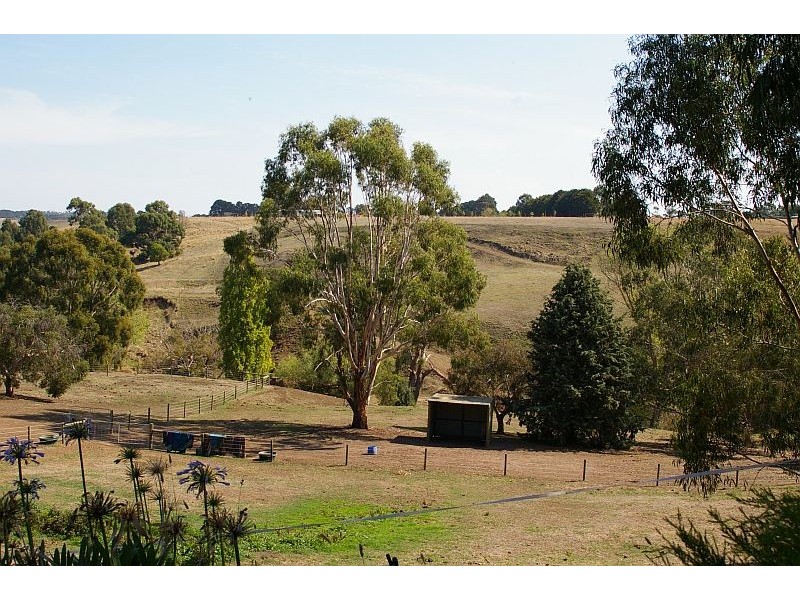 152  BENSON ROAD, Gisborne South VIC 3437