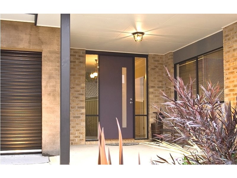 17a WORCESTER ROAD, Gisborne VIC 3437