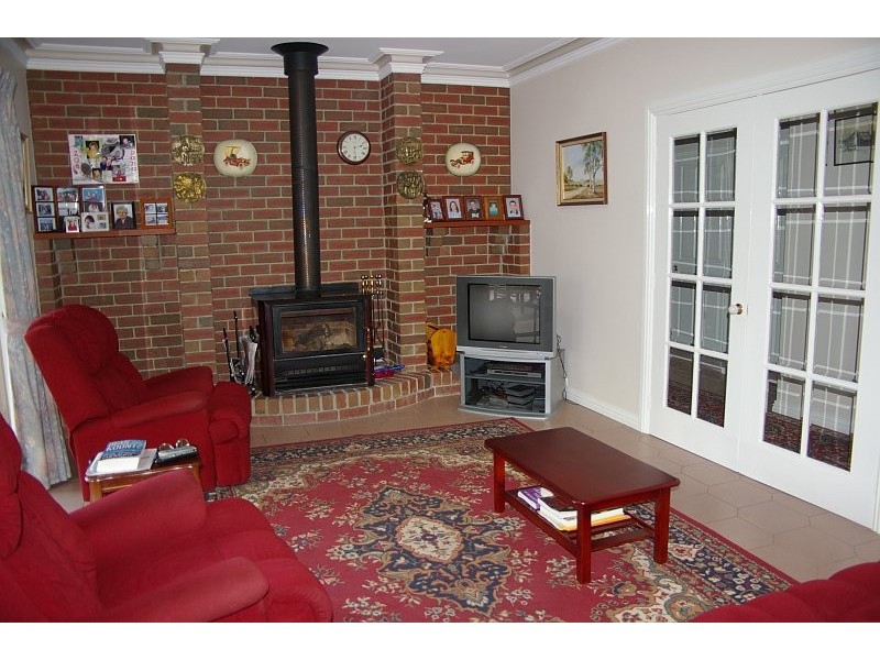 71 BENSON ROAD, Gisborne South VIC 3437