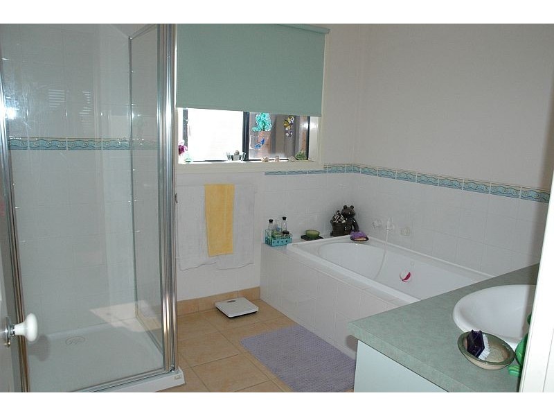 49  STUARTFIELD AVE, Romsey VIC 3434