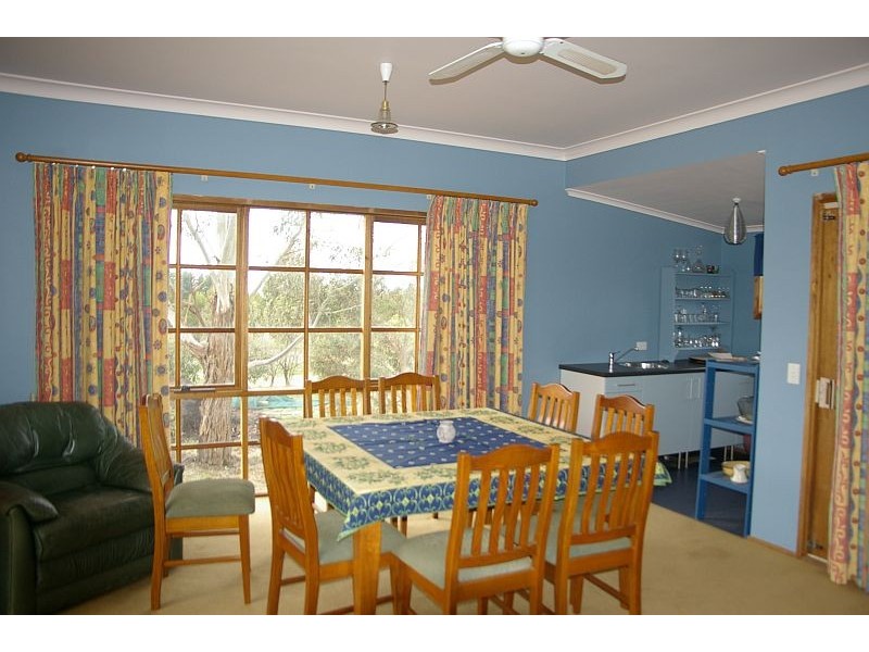 174 CAMPBELL RD, Riddells Creek VIC 3431