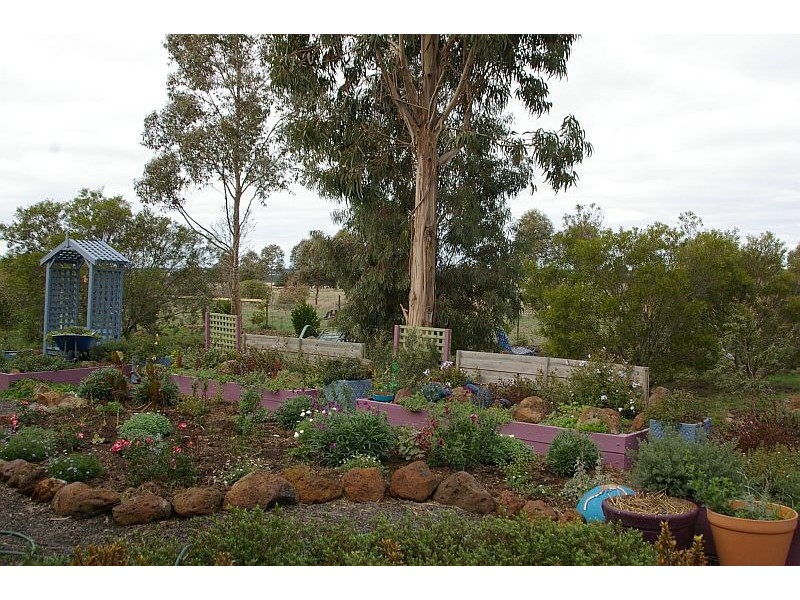 174 CAMPBELL RD, Riddells Creek VIC 3431