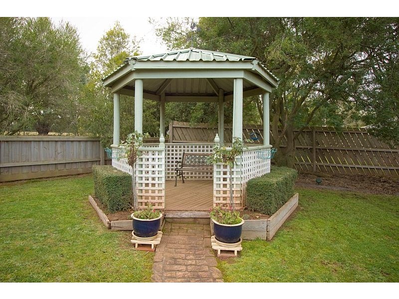 9 FURPHY CLOSE, Romsey VIC 3434