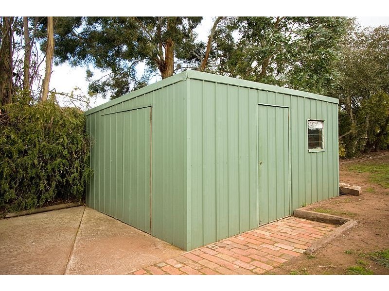 9 FURPHY CLOSE, Romsey VIC 3434