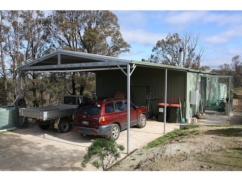 1925  GISBORNE/BACCHUS MARSH ROAD, Coimadai VIC 3340