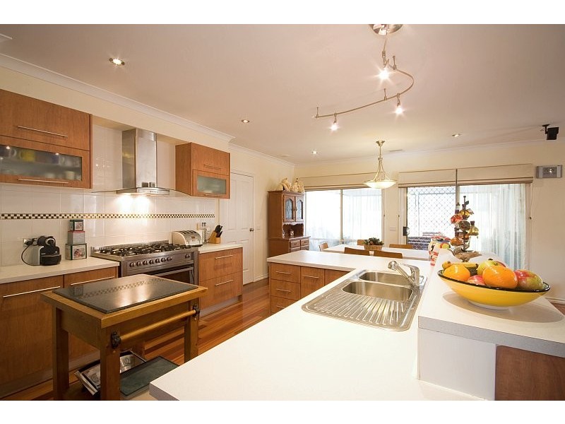 1 KURUNG COURT WEST, Gisborne VIC 3437