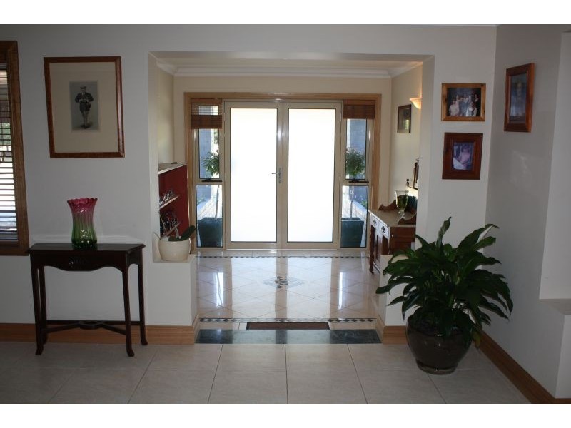 62 TWEDDLE ROAD, Gisborne VIC 3437