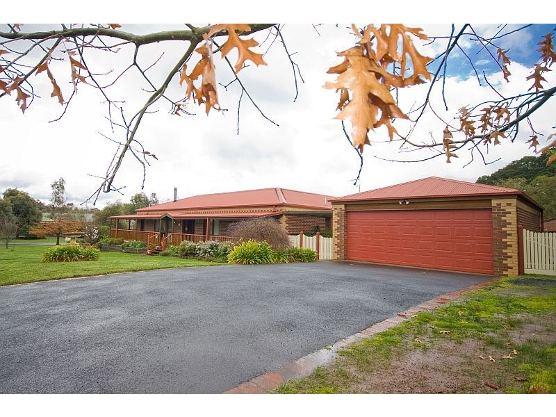 1 SORRENT COURT, Gisborne VIC 3437