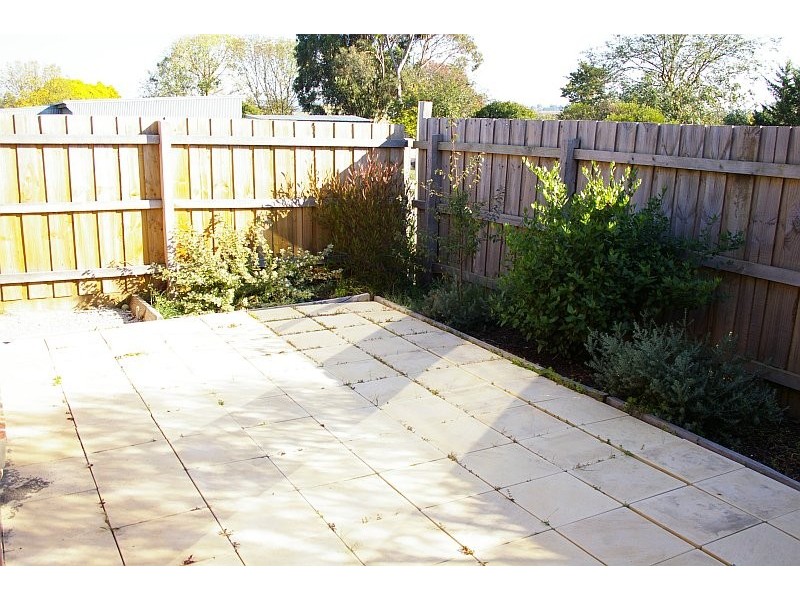 UNIT 6 – 10 RODNEY STREET, Gisborne VIC 3437