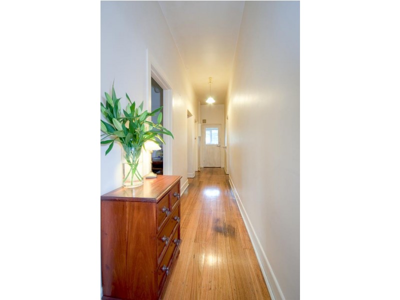 14 MORROW ROAD, Gisborne VIC 3437