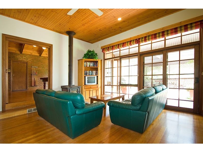 65 PALMERS ROAD *, Sunbury VIC 3429