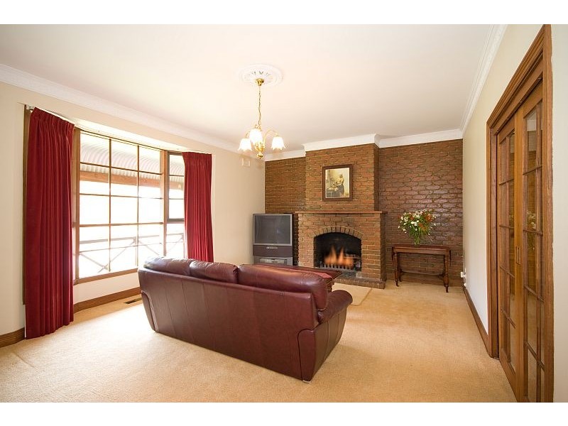 65 PALMERS ROAD *, Sunbury VIC 3429