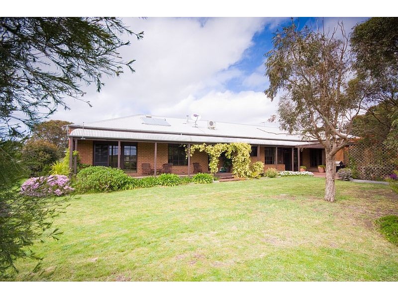 65 PALMERS ROAD *, Sunbury VIC 3429