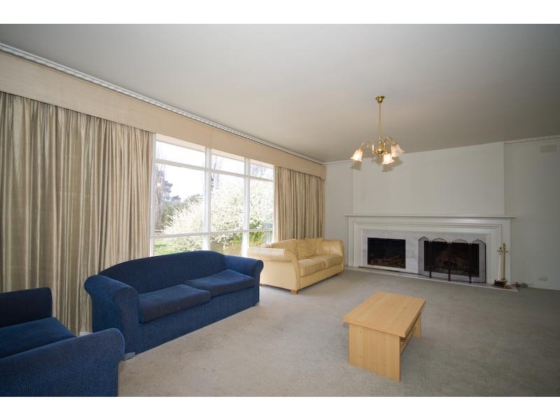 79 BLACK RANGE ROAD*, Romsey VIC 3434