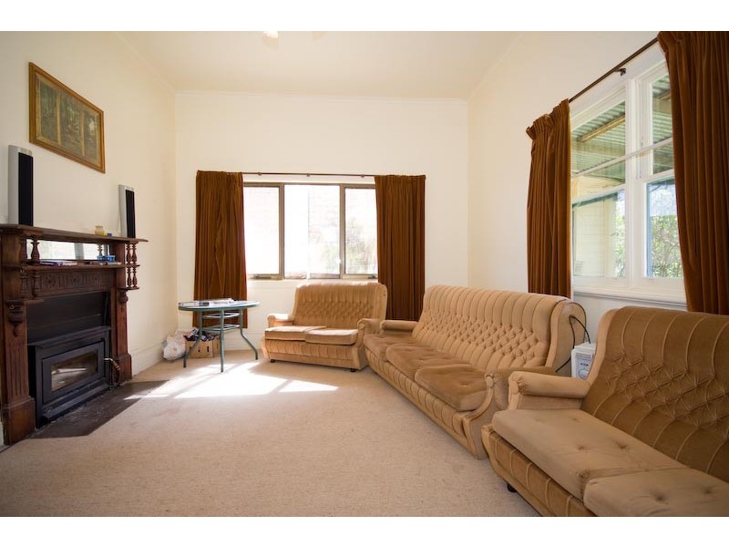 79 BLACK RANGE ROAD*, Romsey VIC 3434