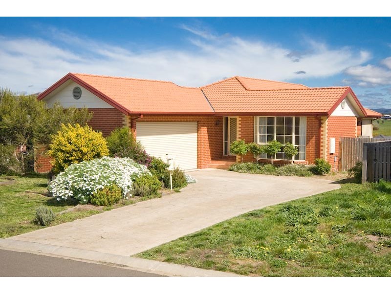 3 PLEASANT VIEW, Gisborne VIC 3437