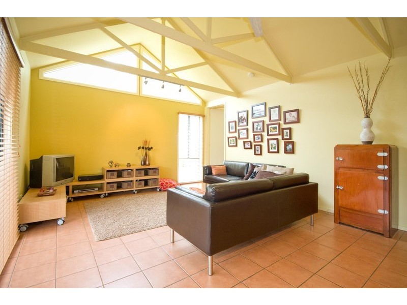 11 Farrell St, New Gisborne VIC 3438
