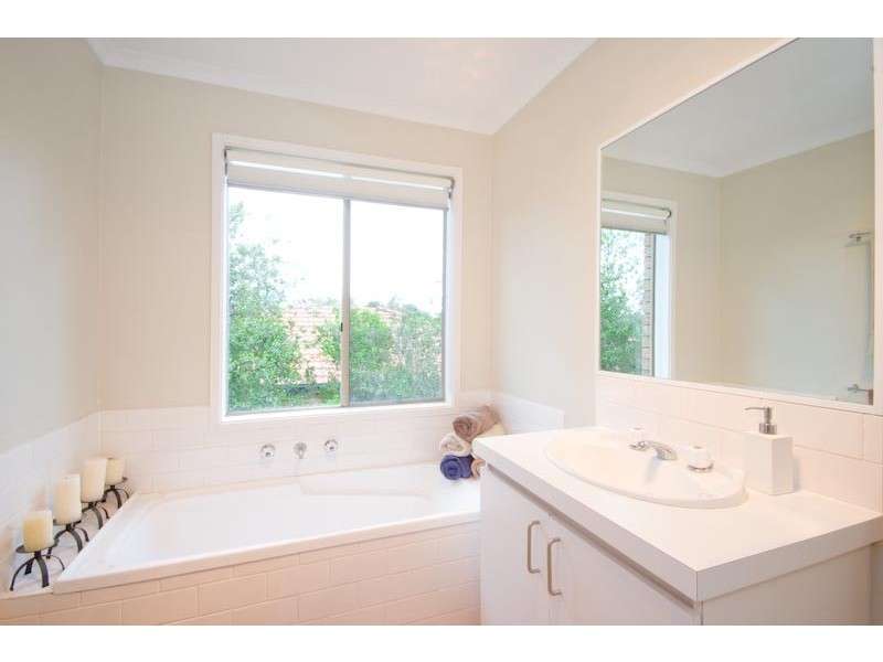 7 Carbine Crt*, New Gisborne VIC 3438