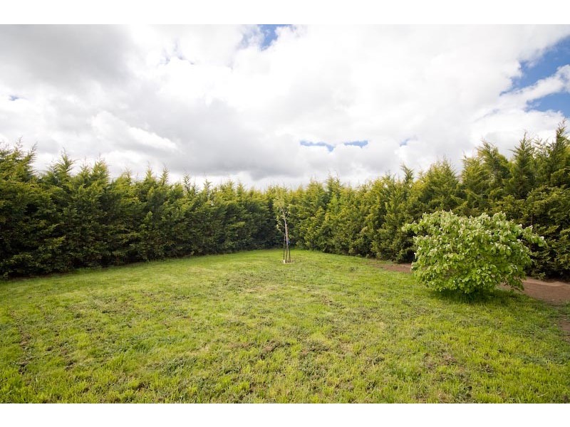 7 Carbine Crt*, New Gisborne VIC 3438