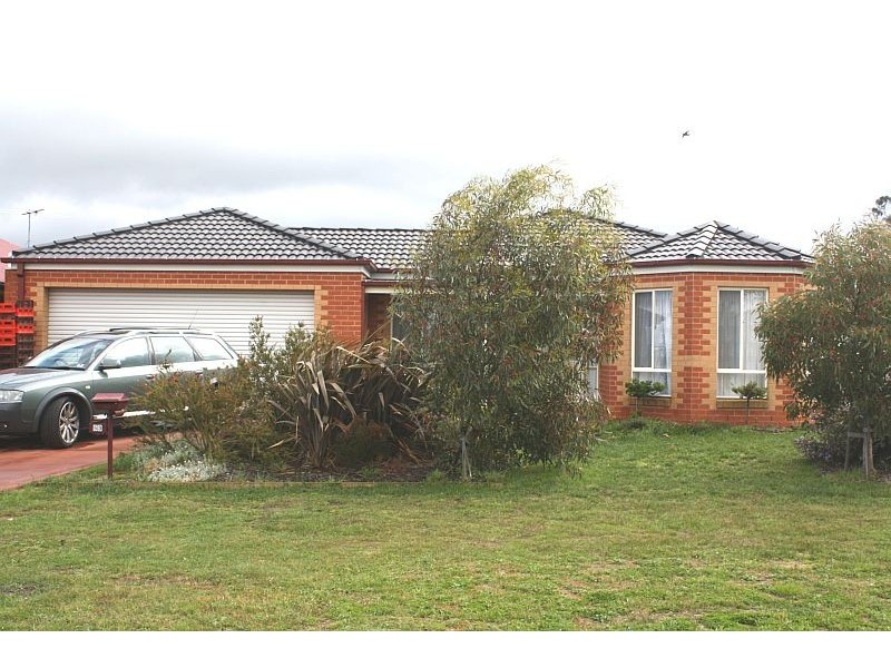 53 Sunnypark Close, Gisborne VIC 3437